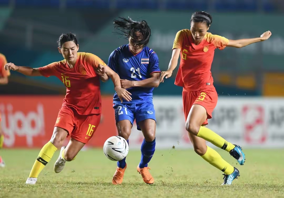 战火重燃：女足冠军争霸赛点燃激情