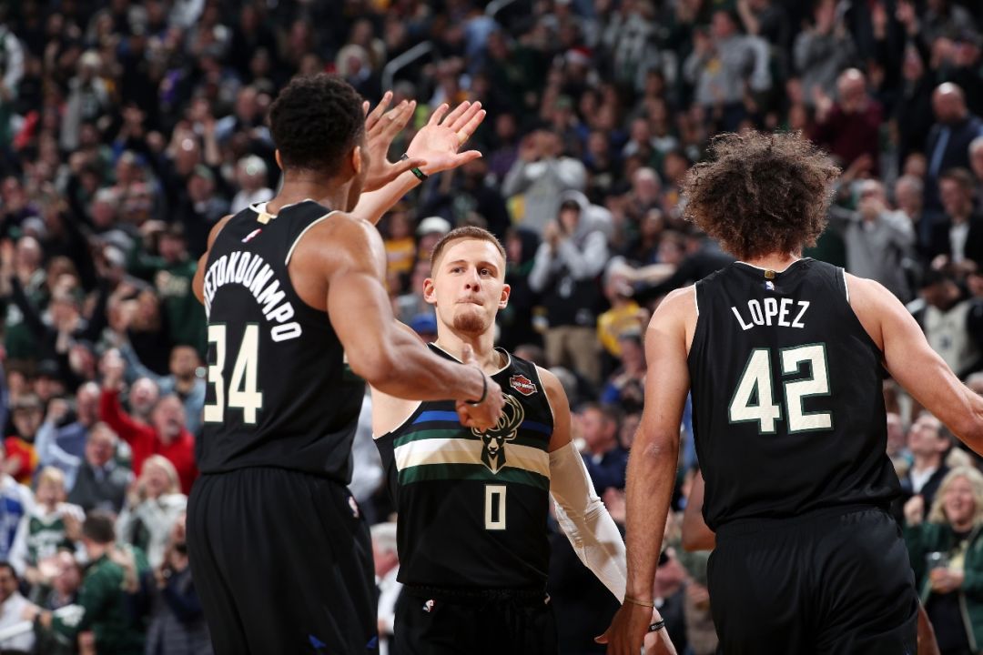 荷兰游泳队双双夺冠,创造奇迹 荷兰游泳队双双夺冠,创造奇迹