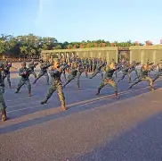 悟空体育官网-红白军备战对手，全队备战齐心合力